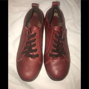 Børn Crown Red Leather Comfort Slip On US 8 EUR 39